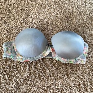 Victoria secret gray strapless bra